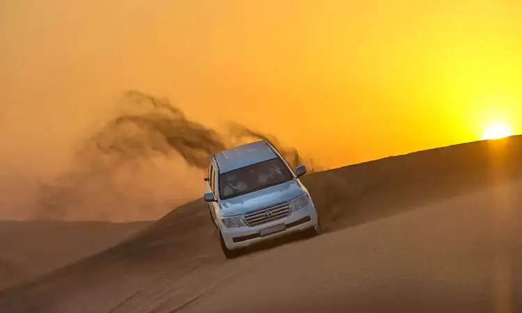 Evening Desert Safari in Abu Dhabi: Booking & Timing Essentials Evening Desert Safari in Abu Dhabi: Booking & Timing Essentials